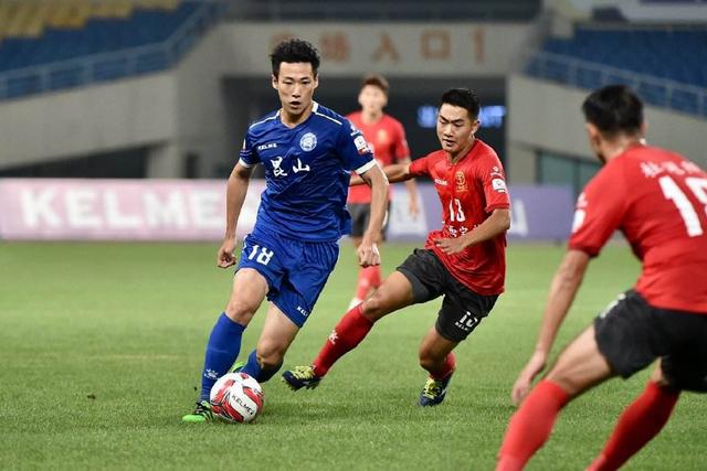 李荣培三年常规合同续约天津 升任球队副队长